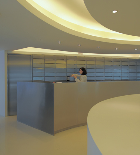 Placebo Pharmacy Design by KLab Architecture - Shop Design Gallery