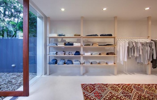 Bassike Fashion Store by Akin Creative