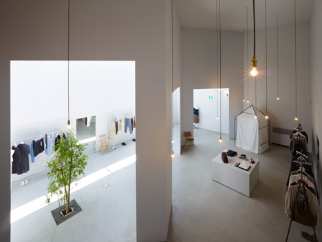 52 Clothes Store Japan by Suppose Design Office