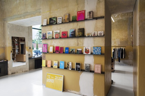 Geszaft Fashion Store Pictures