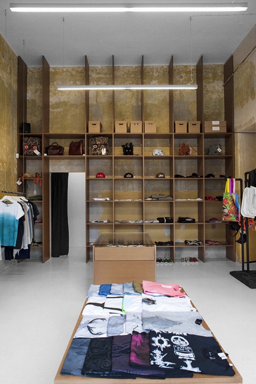 Geszaft Fashion Store Pictures